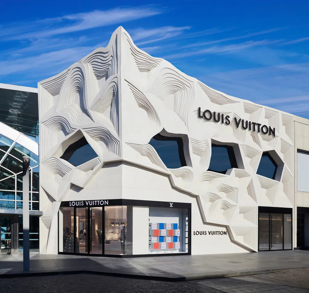 Louis Vuitton handbag authentication by a human expert