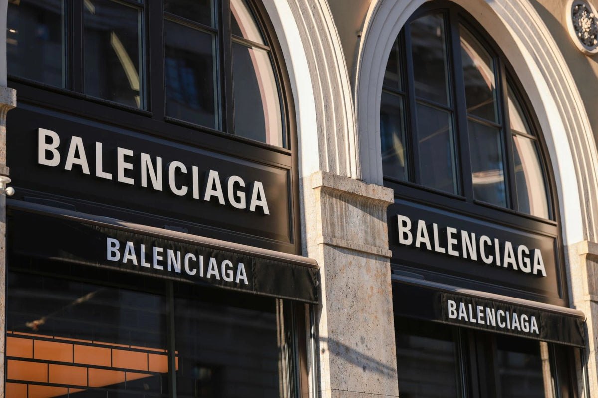 Balenciaga authentication by a human expert from Legitique