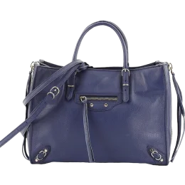 Papier A4 Zip Around Classic Studs Bag
