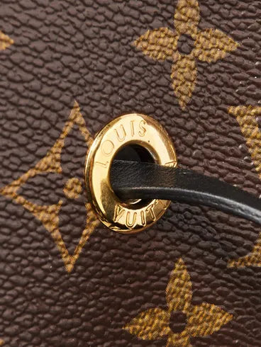 Louis Vuitton monogram pattern, hardware and stitching detail
